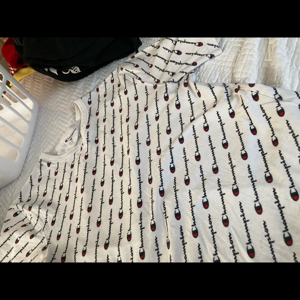 Champion t shirt